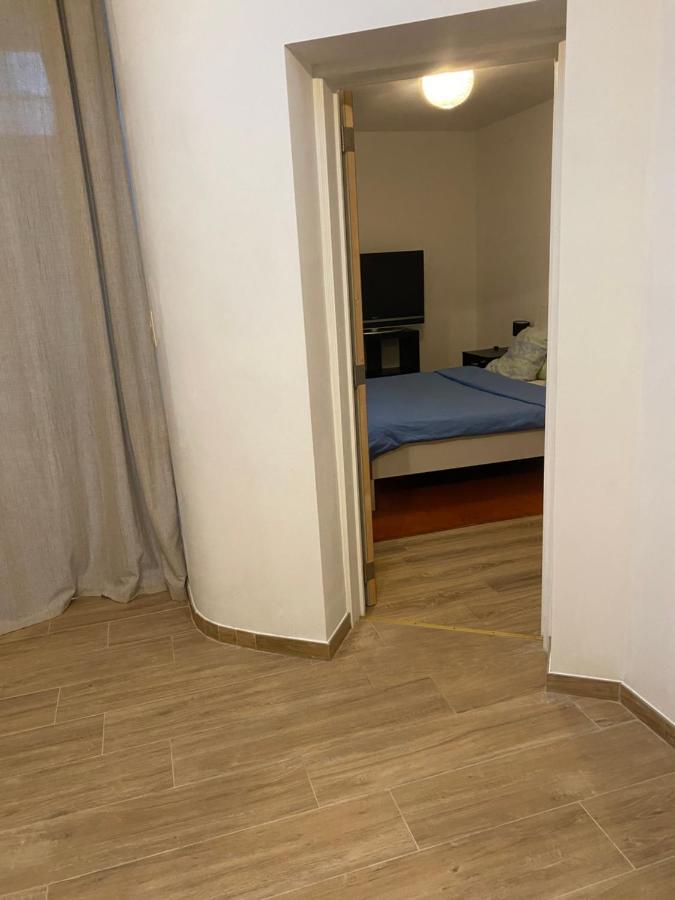 Superbe Appartement シャルルロワ エクステリア 写真